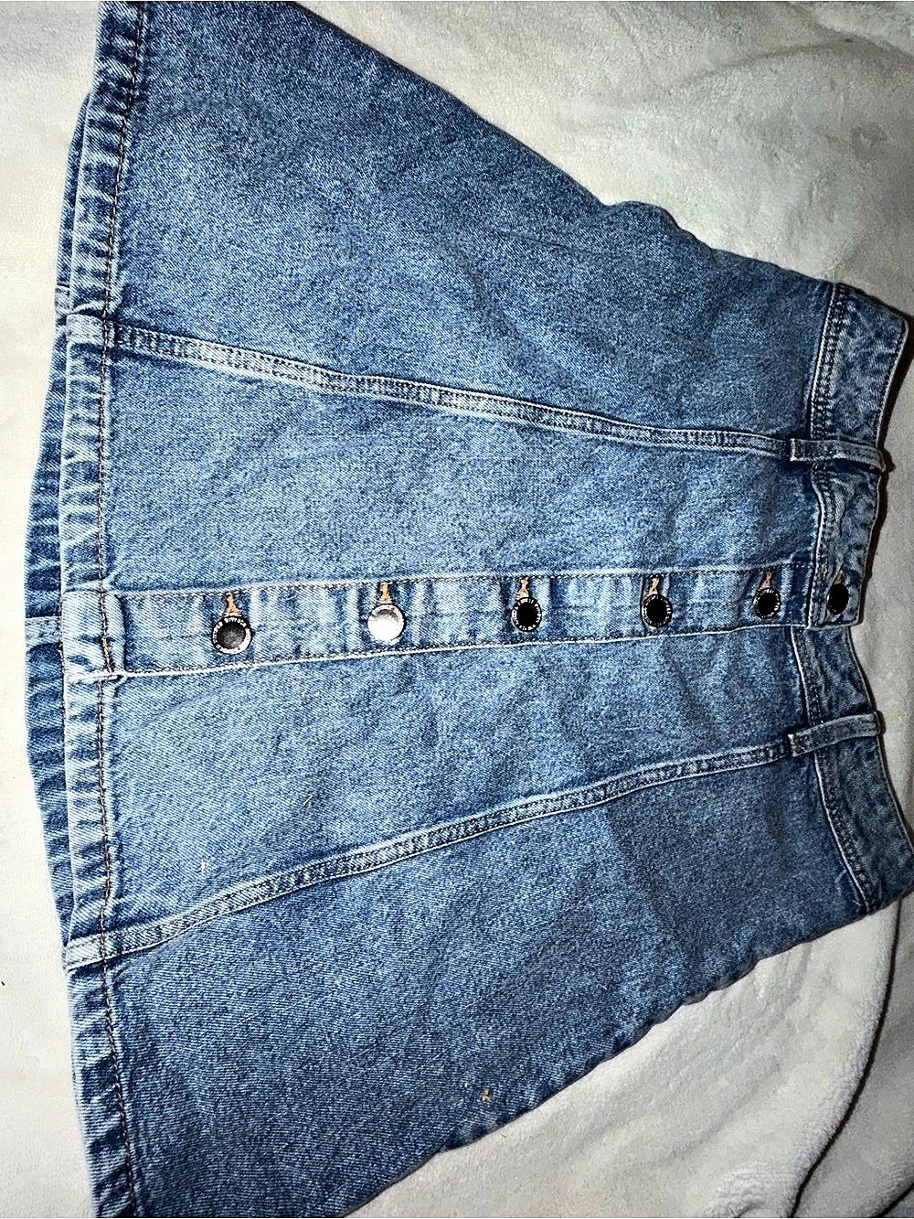 Forever 21 Denim Mini Skirt in Blue Size Small NWT